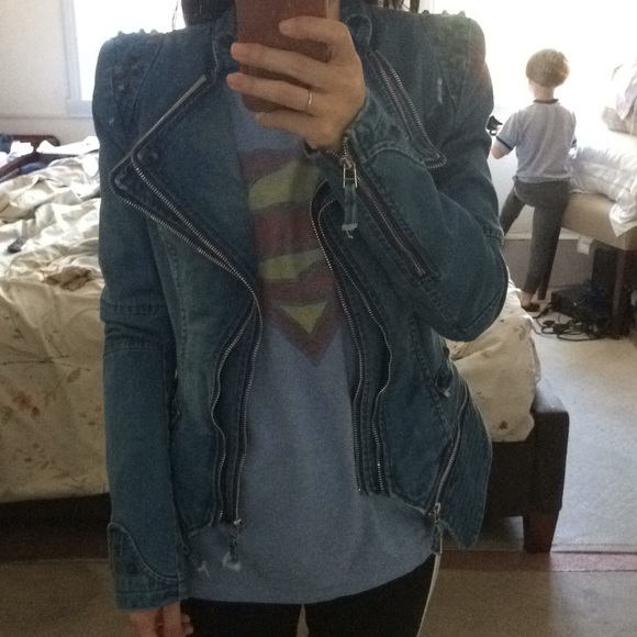 Shalang M denim jacket - Picture 1 of 9